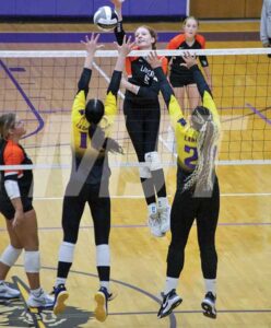 NU volleyball players earn Central District honors for 2024 fall season